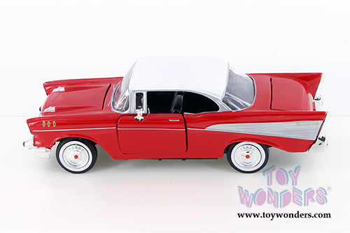 Showcasts Collectibles - Chevy Bel Air Hard Top (1957, 1/24 scale diecast model car, Asstd.) 73228/16D