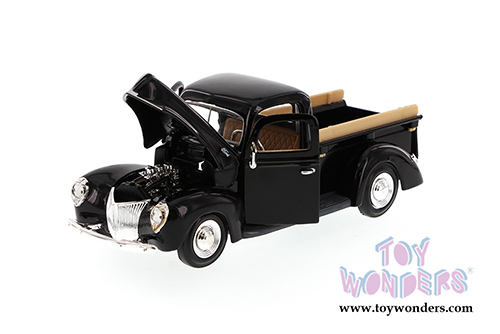 Showcasts Collectibles - Ford Pick Up Truck (1940, 1/24 scale diecast model car, Black) 73234AC/BK