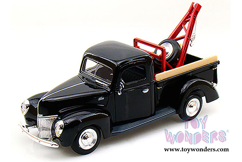 Showcasts Collectibles - Ford Pick Up Tow Truck (1940, 1/24 scale diecast model car, Black) 73234T/BK