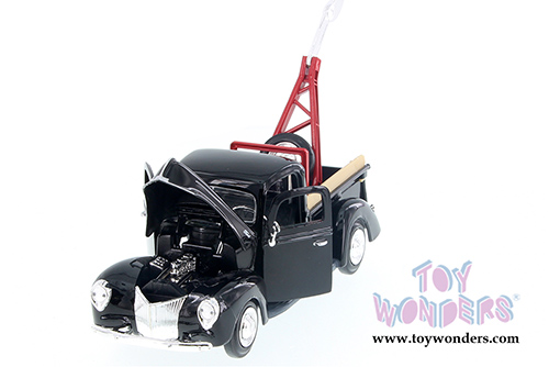 Showcasts Collectibles - Ford Tow Truck (1940, 1/24 scale diecast model car, Asstd.) 73234TD/16D