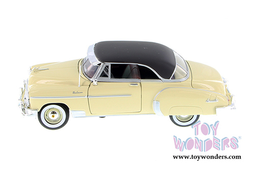 Showcasts Collectibles - Chevrolet Bel Air Hard Top (1950, 1/24 scale diecast model car, Asstd.) 73268/16D