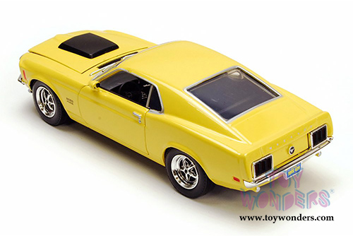 Showcasts Collectibles - Ford Mustang Boss 429 Hard Top (1970, 1/24 scale diecast model car, Yellow) 73303