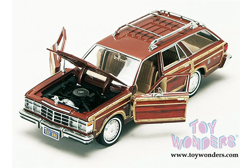 Showcasts Collectibles - Chrysler LeBaron Town & Country Wagon (1979, 1/24 scale diecast model car, Brown) 73331