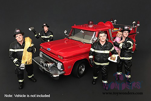 American Diorama Figurine - Firefighter | Saving Life (1/24 scale, Black/Yellow) 77510