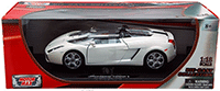 Motormax -  Lamborghini Concept S Hard Top (1/18 scale diecast model car, White) 79156W