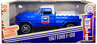 Show product details for Greenlight - Running on Empty | Chevron Oil Ford F-100 Pick Up Truck with Bed Cover (1967, 1/24 scale diecast model car, Blue/White) 85013
