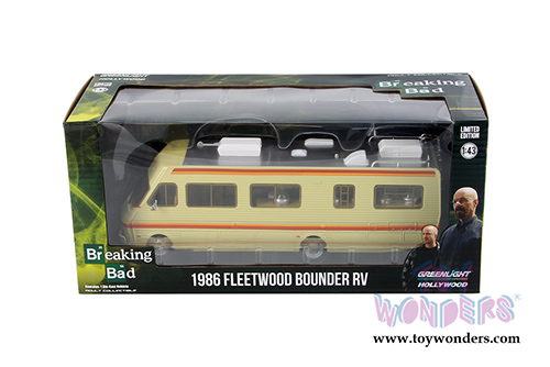 Greenlight Hollywood Breaking Bad - Fleetwood Bounder RV (1986, 1/43 scale diecast model car, Beige) 86500