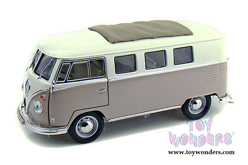 Lucky Road Signature - Volkswagen Microbus w/ Fabric Sliding Sunroof (1962, 1/18 scale diecast model car, Cream) 92327CM/12