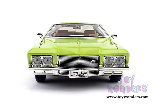 Yatming Road Signature - Buick Riviera GS Hard Top (1971, 1/18 scale diecast model car , Green) 92558GN/12