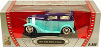 Show product details for Yatming - Ford Model A Sedan (1931, 1/18 scale diecast model car, Light Green) 92848GN/12