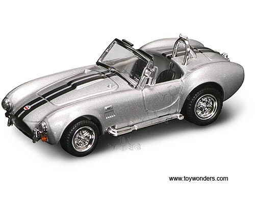 Yatming Road Signature - Shelby Cobra 427S/C Convertible (1964, 1/43 scale diecast model car, Silver w/ Stripes) 94227