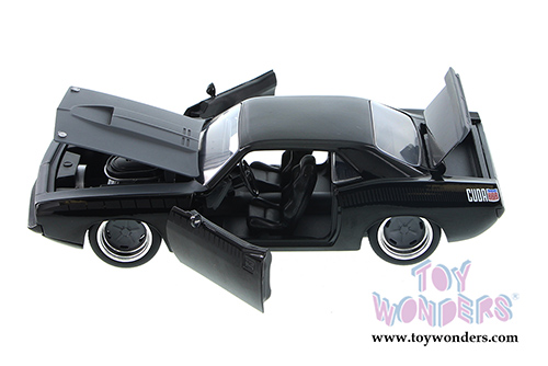 Jada Toys Fast & Furious - Letty's Plymouth Barracuda Hard Top (1/24 scale diecast model car, Black) 97195