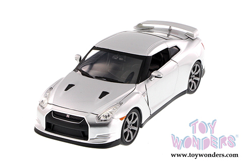 Jada Toys Fast & Furious - Brian's Nissan GT-R Hard Top (1/24 scale diecast model car, Candy Silver) 97213