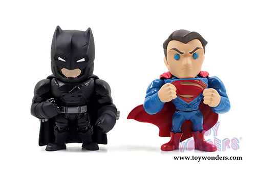 Jada Toys - Metals Die Cast | Batman v Superman - Armored Batman and Superman Twin Pack Alternate Version Figures (4" diecast model toy, Black and Blue) 97524