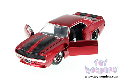 Jada Toys Bigtime Muscle - Chevy Camaro Hard Top (1969, 1/24 scale diecast model car, Asstd.) 97673PD