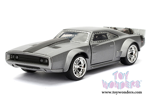 Jada Toys Fast & Furious - F8 Assortment "The Fate of the Furious" Movie (1/32 scale diecast model car, Asstd.) 98674DP2
