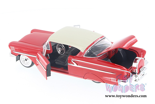 Jada Toys Showroom Floor - Chevy® Impala™ Hard Top (1958, 1/24 scale diecast model car, Asstd.) 98897D