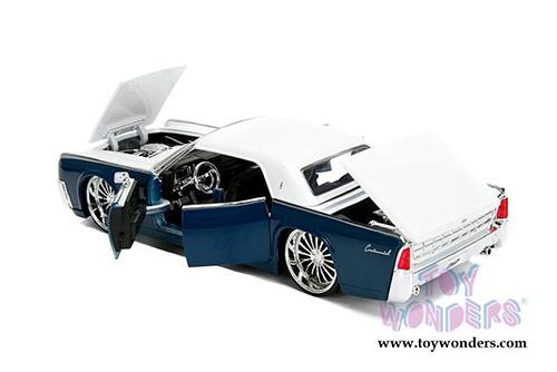 Jada Toys - Metals Die Cast | Lincoln Continental Hard Top (1963, 1/24 scale diecast model car, Asstd.) 99555DP1