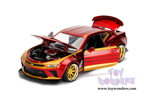 Jada Toys - Metals Die Cast | Chevrolet® Camaro® SS™ with Iron Man™ figure (2016, 1/24, diecast model car, Red/Gold) 99724