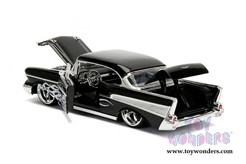 Jada Toys - Metals Die Cast | Bigtime Kustoms Chevy® Bel Air® Hard Top (1957, 1/24 scale diecast model car, Asstd.) 99965WA1