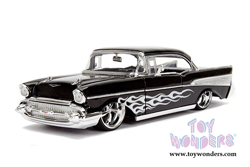 Jada Toys - Metals Die Cast | Bigtime Kustoms Chevy® Bel Air® Hard Top (1957, 1/24 scale diecast model car, Asstd.) 99975DP1