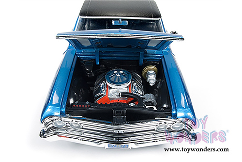 Auto World - Baldwin Motion™ Chevelle® SS 427 Hard Top (1967, 1/18 scale diecast model car, Blue) AMM1068