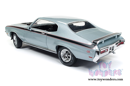Auto World American Muscle - Buick® GSX™ Hard Top (1971, 1/18 scale diecast model car, Platinum Mist) AMM1138