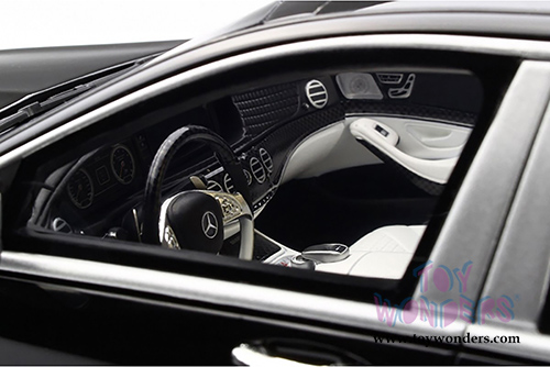 GT Spirit - Mercedes-Benz Brabus Maybach 900 Hard Top (1/18 scale resin model car, Obsidian Black) GT163
