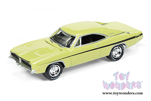 Auto World Silver Screen Machines - Muscle Cars U.S.A. | Dirty Mary Crazy Larry Dodge Charger R/T Hard Top (1958, 1/64 scale diecast model car, Citron Yella w/Black) JLCP6000/24