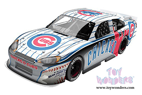 Lionel Racing - Ford Fusion Chicago Cubs (2012, 1/24 scale diecast model car, White) MZZ2821CH