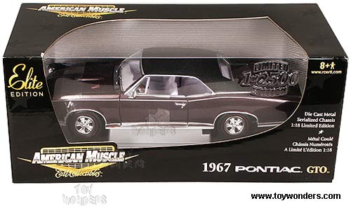 ERTL Elite Chase Car Pontiac GTO Hard Top 1967 118 Purple CC39296